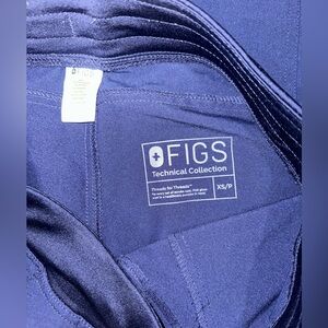Figs 4 pocket straight leg scrub